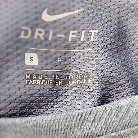 Nike Gray Long Sleeve Dry Fit T-Shirt - Picture 5 of 5